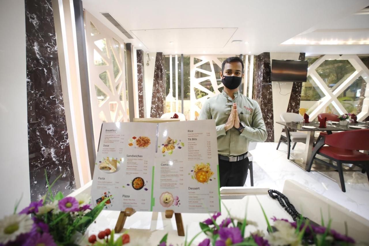 The Byke Suraj Plaza Pure Veg, Thána Kültér fotó